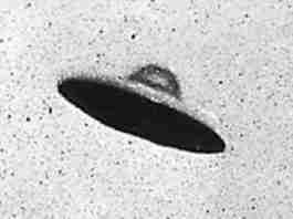 UFO: Pentagono, nessuna prova di vita aliena. Rapporto, “oggetti non identificati fenomeni ordinari e test militari top secret” UFO