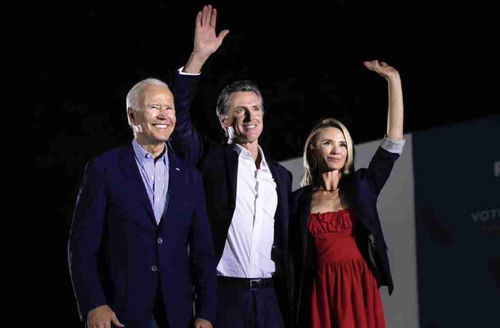 USA: elezioni midterm decisive per presidenziali libere nel 2028. Dalla California l’alternativa di Gavin Newsom al "carnevale del caos" di Trump 2 USA: elezioni midterm decisive per presidenziali libere nel 2028. Dalla California l’alternativa di Gavin Newsom al "carnevale del caos" di Trump
